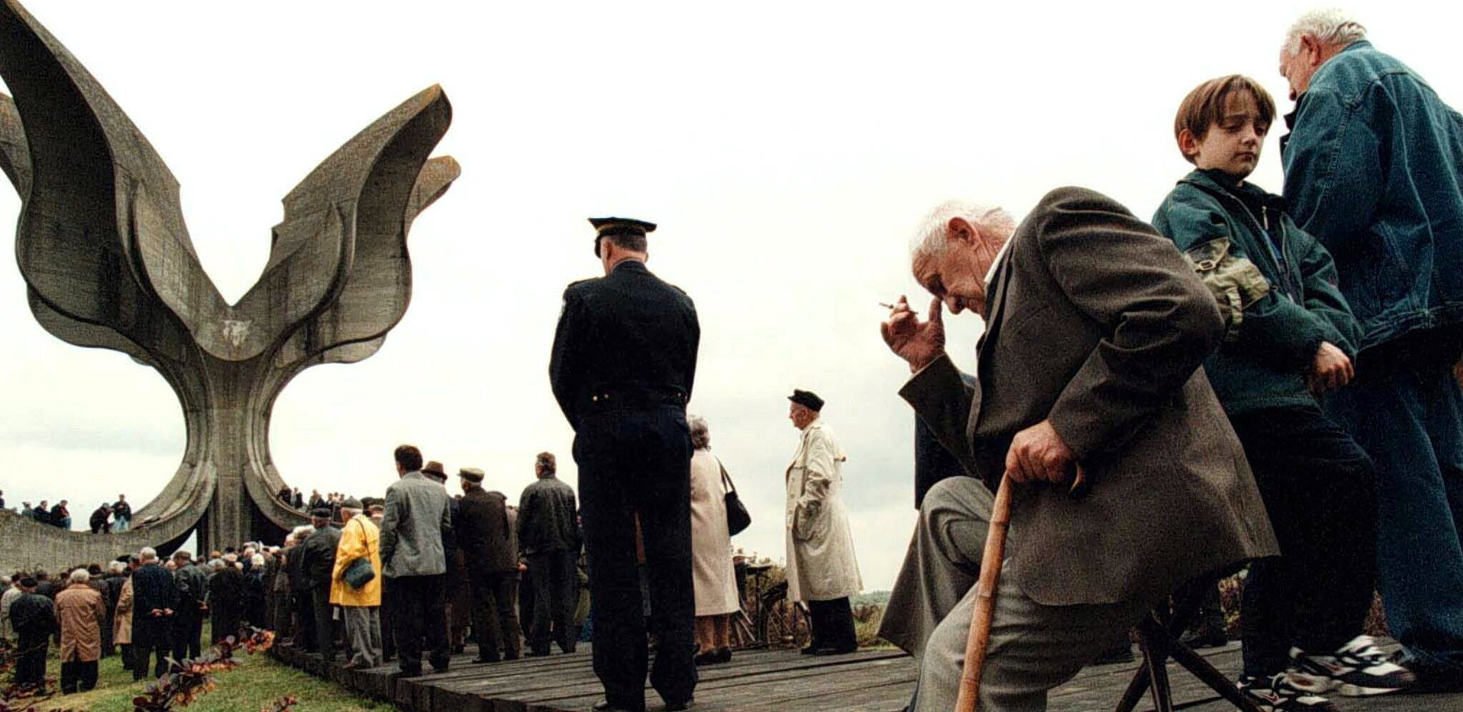 JASENOVAC–MESTO GENOCIDA NAD SRBIMA Monstruozni zločini koje Hrvatska danas hoće da sakrije