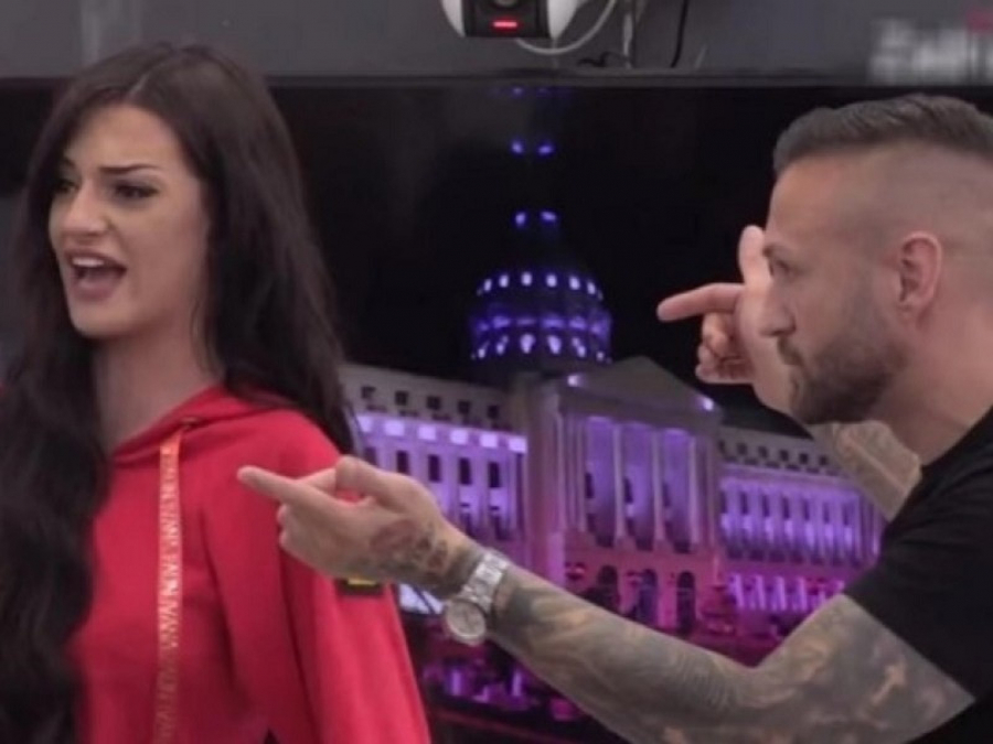 PRVI TARIN INTERVJU NAKON DISKVALIFIKACIJE Simova sva uplakana priznala da nema gde da spava, Nenadova porodica joj se ne javlja, dok njenom ocu prete da će mu zapaliti kuću!