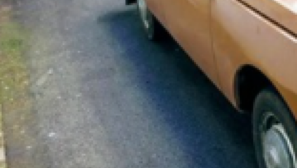 HIT! Hrvat prodaje "Wartburg limuzinu" iz 1977. za 101.000 evra, sve će vam biti jasno kada vidite tablice (FOTO)