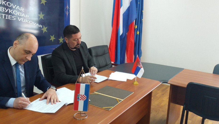 Jeremić: Vazno je na izborima podrzati SDSS koji je posvećen boljoj saradnji sa Republikom Srbijom