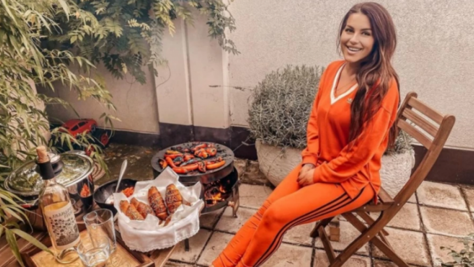 Luksuz kakav niste videli na u filmovima, dom Seke Aleksić ostavlja bez daha, u ljuljašku i bazen usred kuće gledaćete više puta (FOTO)