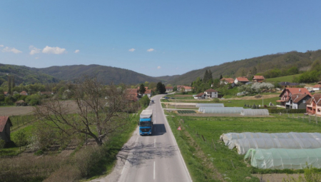 Najstariji srpski vozač šlepera nikada nije platio kaznu, a putovao je od Beograda do Urala (FOTO)