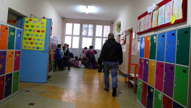 "DETONIRAĆE SE AKO JE POTRAŽITE" Škola u Novom Pazaru dobila jezivu dojavu - blokirano celo naselje