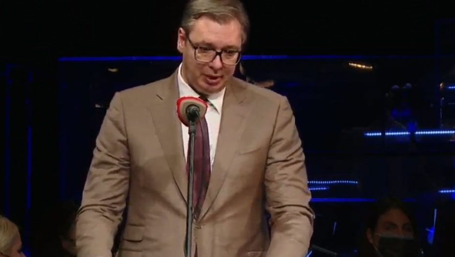 Obraćanje predsednika Vučića: Mnogo je onih koji bi da preokrenu istoriju! Naše je da ne krijemo istinu