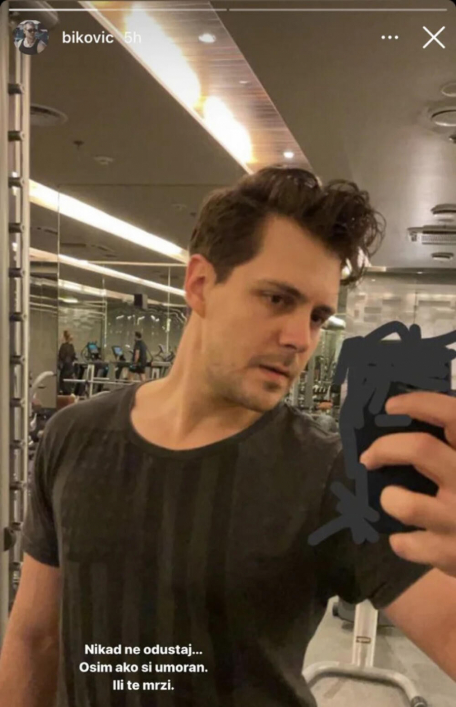 Biković se prezonojio u teretani i mokrim telom zaludeo žene, njegova poruka će vas sigurno motivisati da vežbate (FOTO)