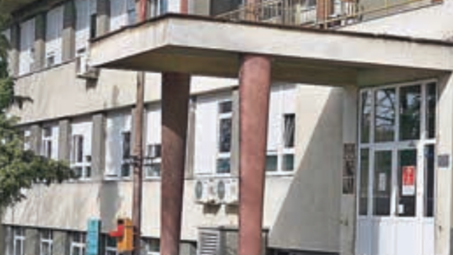 Rođendan bolnice obeležili pod maskama i vizirima: 195. godinu postojanja Opšte bolnice Sremska Mitrovica zaposleni proveli radno