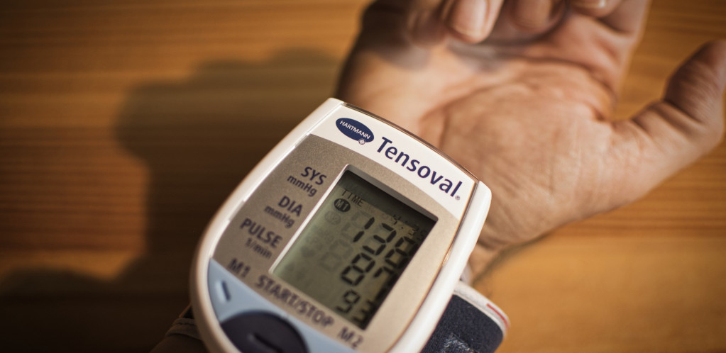 varirajuci krvni pritisak uzroci brzo snižavanje krvnog tlaka