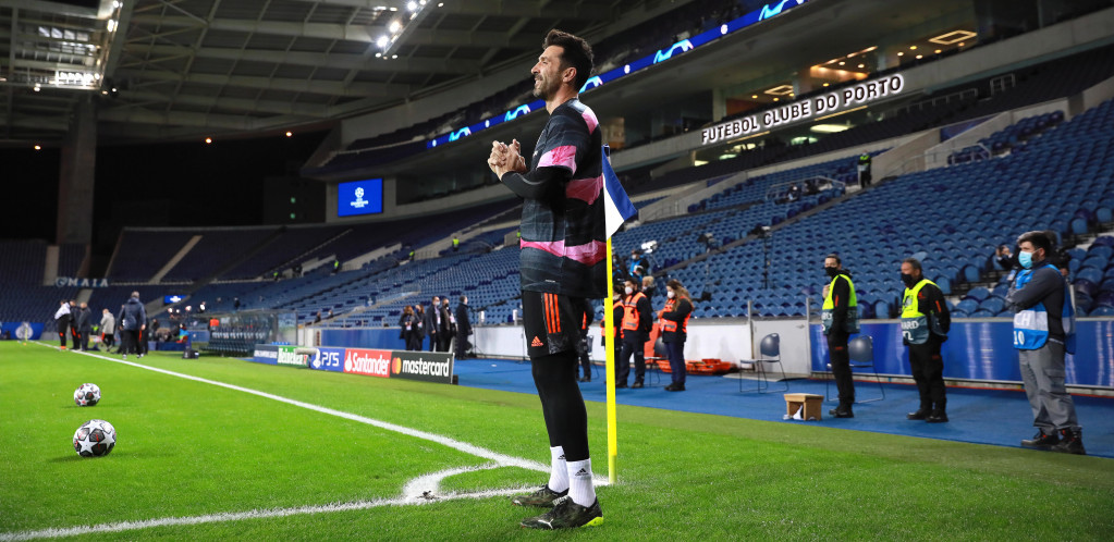 A SAD ADIO! Legendarni italijanski golman ide u penziju!