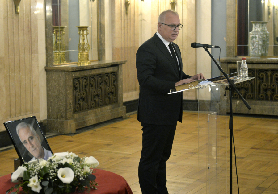 Vesić skrhan od bola: Počivaj u miru, dragi prijatelju