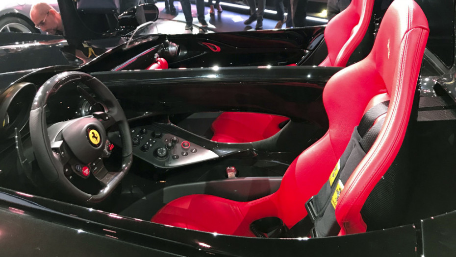 POVELI GA U FABRIKU DA GA ODOBROVOLJE Ronaldo kupio novog 