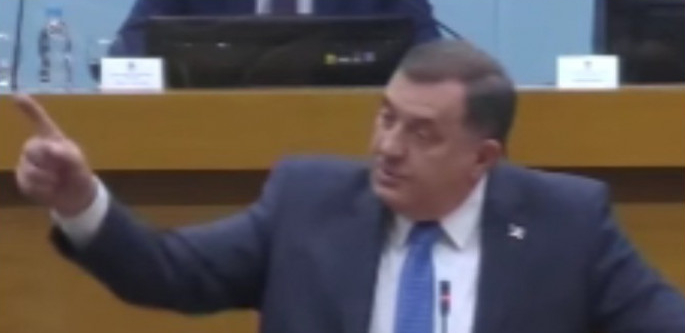 "KAKVA JE TO PODVALA?!" Dodik ljut zbog sramnog čina zapadnjaka - Sve ću da kažem Vučiću (VIDEO)