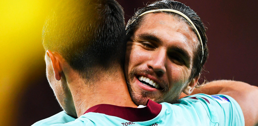 ZANOSNA PLAVUŠA STIŽE U BEOGRAD! Ako njen muž postane reprezentativac, Srbija na tribinama dobija prelepo pojačanje!