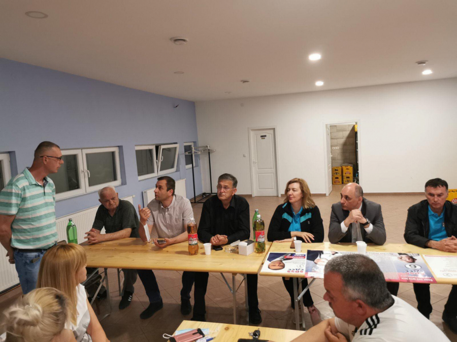 Jeckov na predizbornom skupu u Bršadinu: Hvala stanovnicima što prepoznaju naš rad kako bi srpska zajednica opstala na ovom području