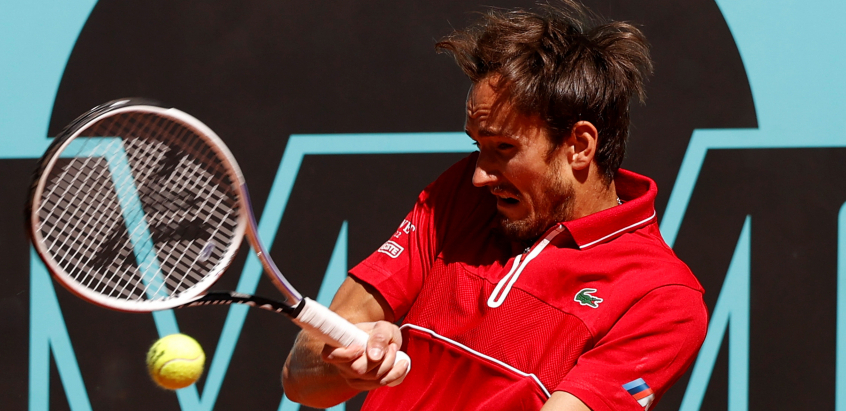 ŠOK U RIMU Novakov veliki rival molio da ga kazne i izbace sa turnira (FOTO)