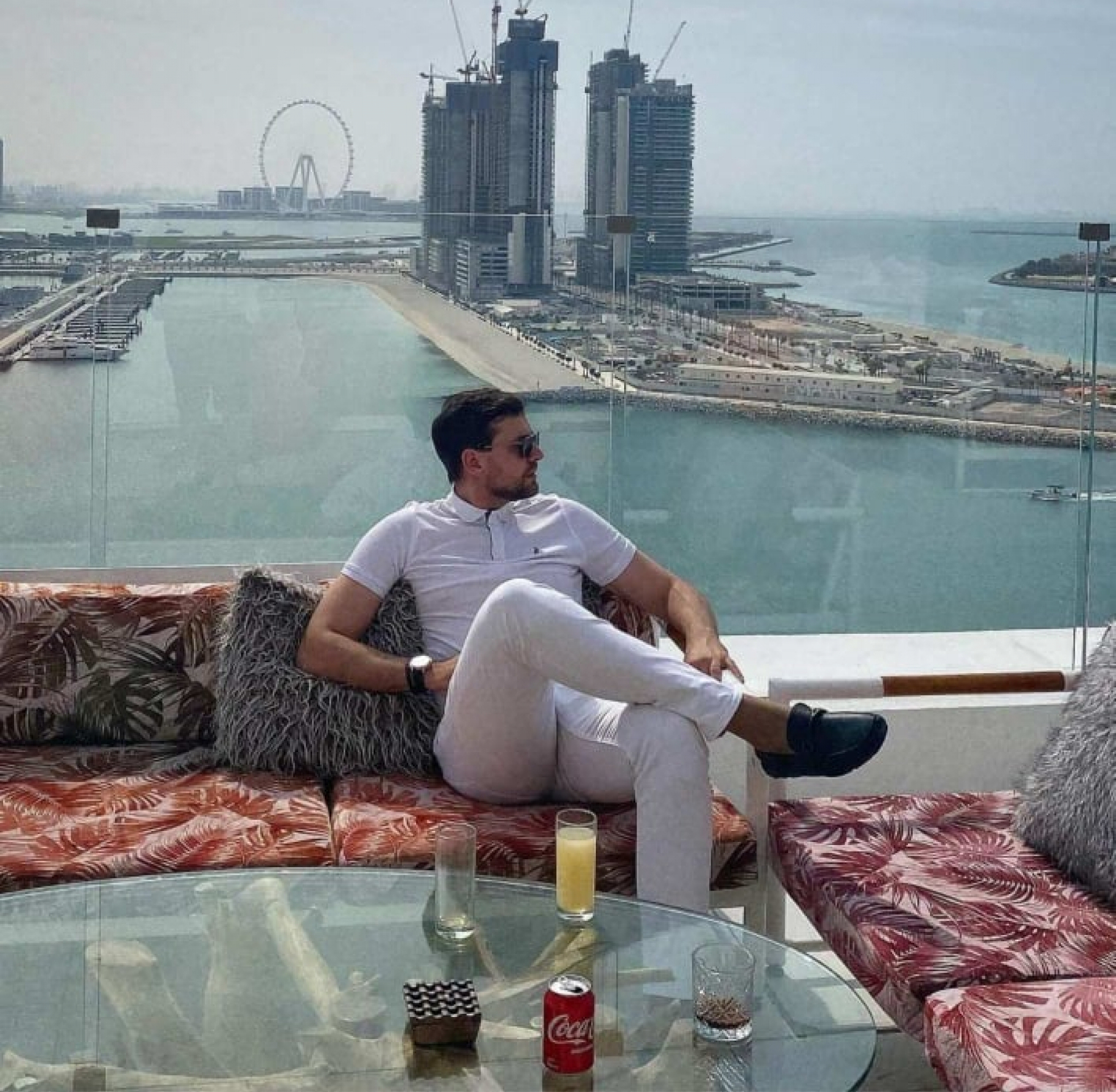 NOVI MINISTAR BEZ PORTFELJA JE OPASAN FRAJER Dame ga nazivaju sandžačkim draguljem!