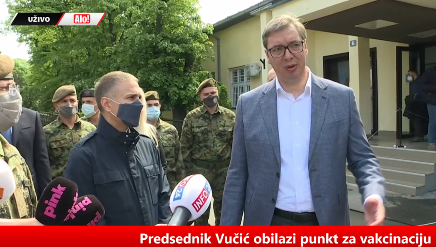 PREDSEDNIK VUČIĆ OBIŠAO PUNKT ZA VAKCINACIJU MMF promenio svoju odluku, čestitam svim građanima Srbije (FOTO/VIDEO)