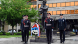 VULIN POLOŽIO VENAC NA SPOMEN-OBELEŽJE UBIJENIM POLICAJCIMA: Nijedan pali heroj koji je dao život za Srbiju neće biti zaboravljen