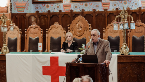 BAKIĆ "Nastavićemo da podržavamo rad Crvenog krsta Subotica"