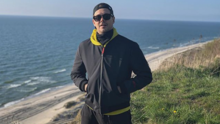 NAJBOLJE JE DA PUSTIŠ I ĆUTIS! Miloš Biković raspametio fanove novom fotorafijom,  za nekoliko sati dobio 100.000 lajkova (FOTO)