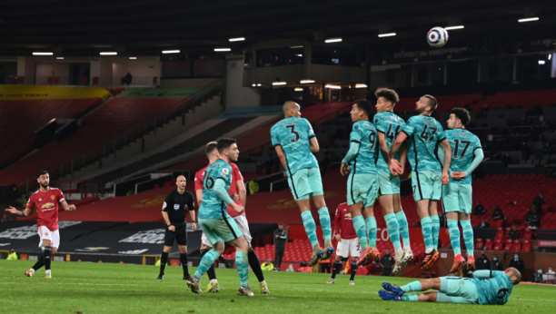 VAŽAN TRIJUMF U GOSTIMA! Liverpul savladao Mančester!