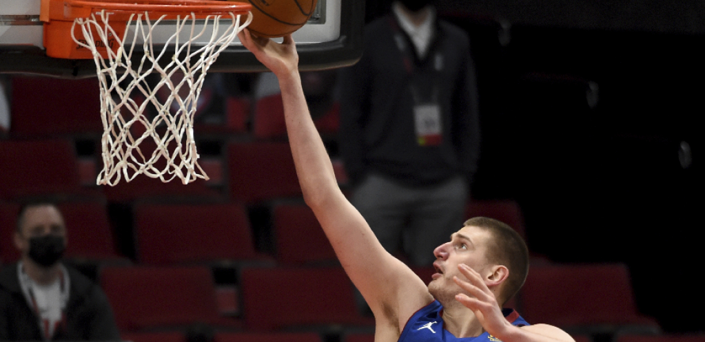 MOGU SAMO DA GA MRZE! 5 razloga zašto Nikoli Jokiću Ameri ne smeju da ukradu MVP titulu!