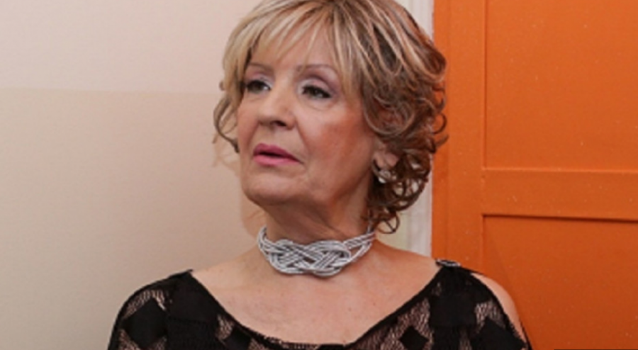 BILA SAM MILJENICA SVIH ŽESTOKIH MOMAKA! Lepa Lukić bez dlake na jeziku otkrila detalje iz života koji je vodila u mladosti (FOTO)