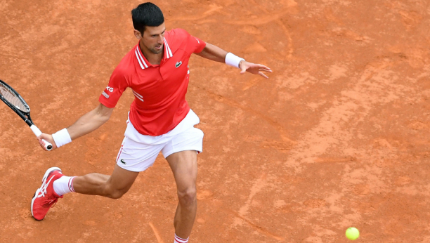 NOLETOVA SPECIJALNA ČESTITKA IZ RIMA Puno te volim i pozdravljam, tečo moj dragi