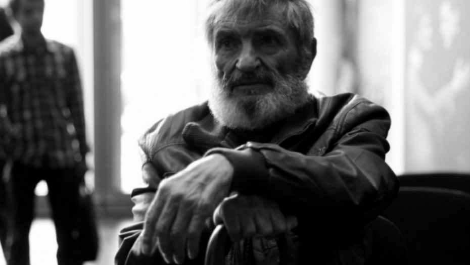 NAVRŠAVAJU SE DVE GODINE OD SMRTI LEGENDE Nikad viđene fotografije pokojnog Miše Janketića uz tužnu posvetu njegove supruge Svjetlane!