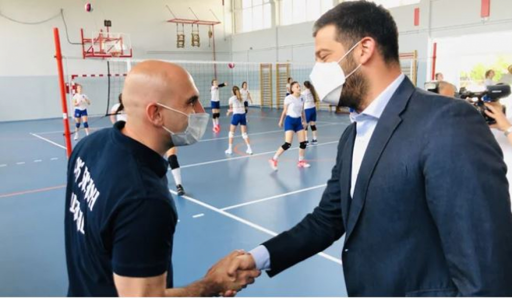 MINISTAR UDOVIČIĆ POSETIO ŠABAC! Donirao opremu novoj sali!