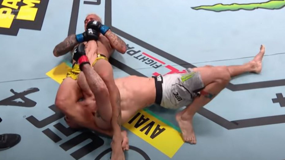 PREBIO GA JE, A ONDA URADIO NEŠTO NEVEROVATNO! Cela planeta bruji o potezu MMA borca! (VIDEO)