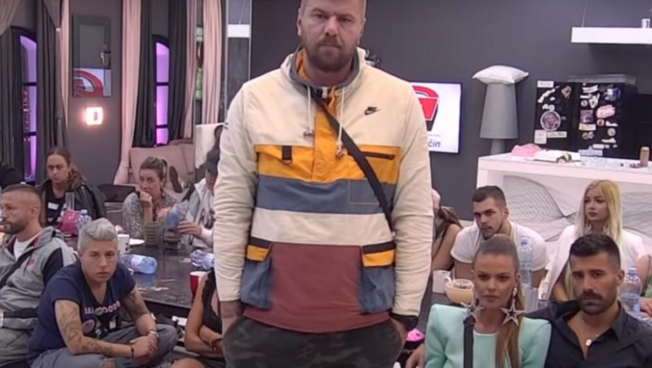 NEĆE DOBITI NI DINARA! Janjuš se uživo u programu odrekao braće kada je saznao da žele Maju za snajku!