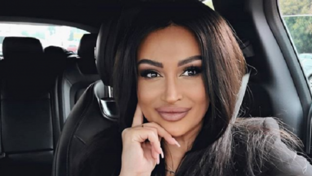 PLAŠIM SE DA KAĆINOJ BEBI NE PRESENEM KORONU! Poznata pevačica u strahu, neće posetiti koleginicu samo iz jednog razloga!