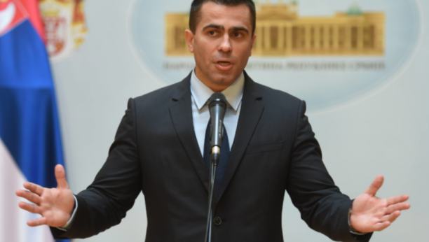 ĐORĐE MILIĆEVIĆ, PREDSEDNIK POSLANIČKE GRUPE SPS, U RAZGOVORU ZA ALO! PORUČIO:  Zakon o istopolnim zajednicama ne mogu da podržim!