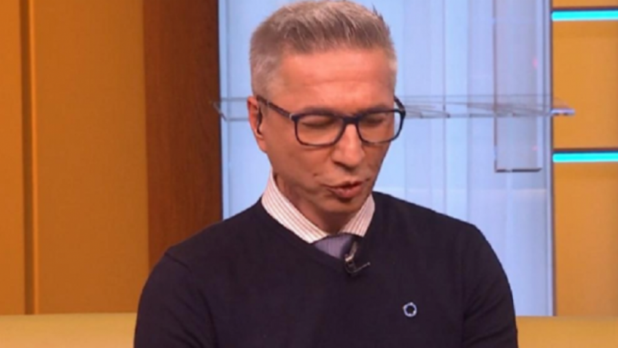 MLAĐA JE OD NJEGA 9 GODINA! Ovo je prava istina o odnosu Dekija i njegove supruge i koliko su mu ona i deca pomogli u borbi sa opakim karcinomom