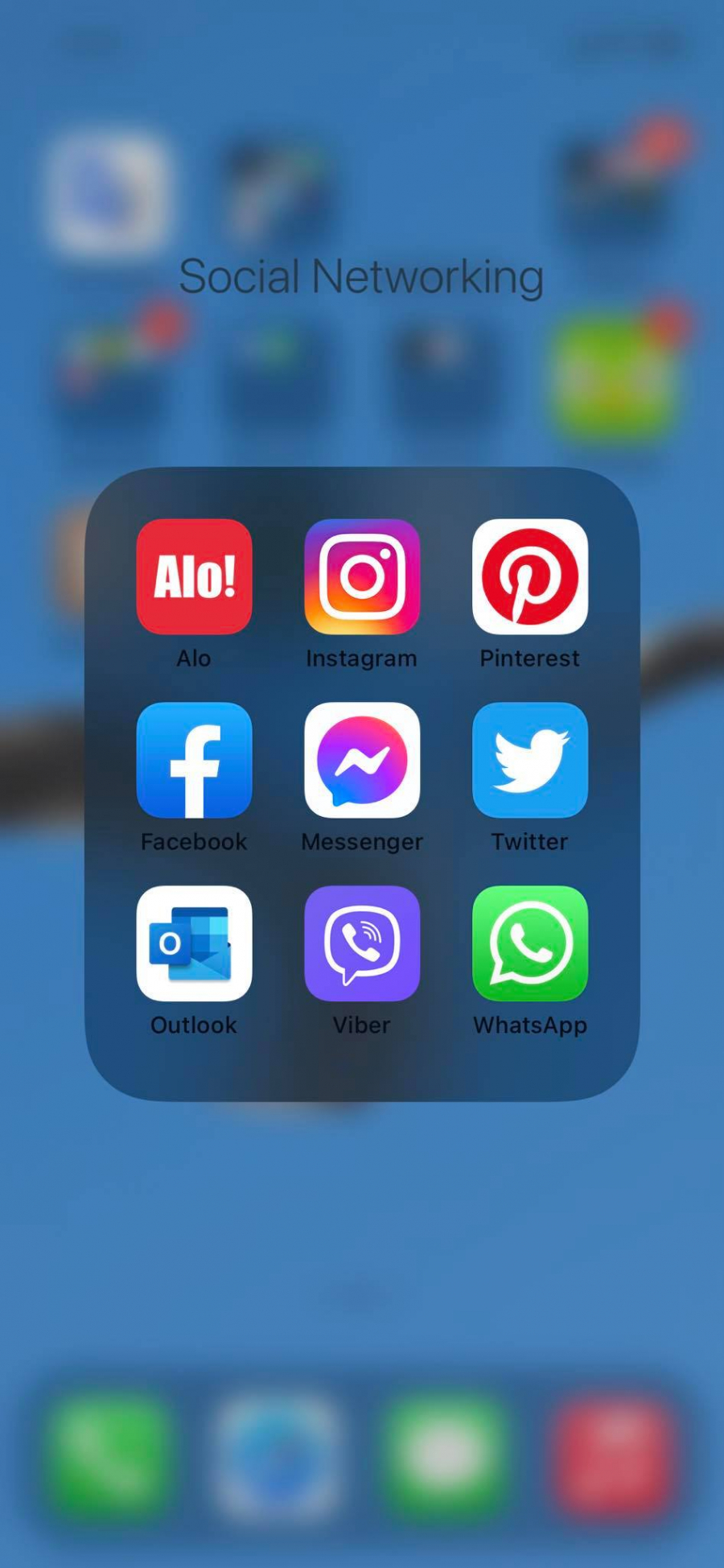 STRUČNJACI OTKRIVAJU Evo šta početni ekran telefona govori o vašoj ličnosti