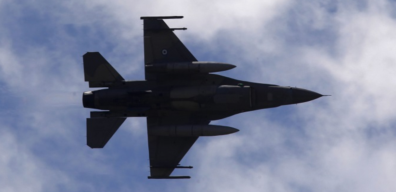 GORELO NEBO IZNAD SIRIJE Izraelski F-16 krenuo u akciju, a onda su reagovali "Buk" u "Pancir"