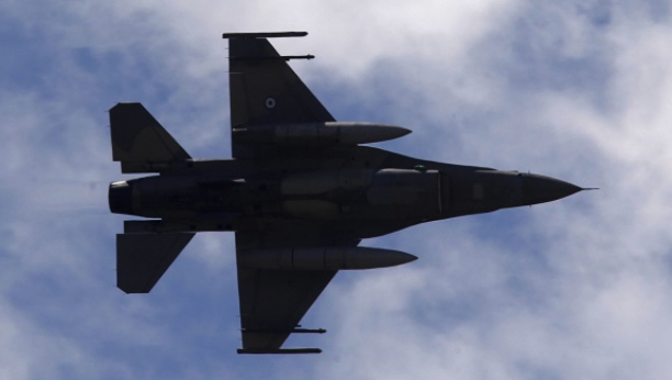 GORELO NEBO IZNAD SIRIJE Izraelski F-16 krenuo u akciju, a onda su reagovali "Buk" u "Pancir"
