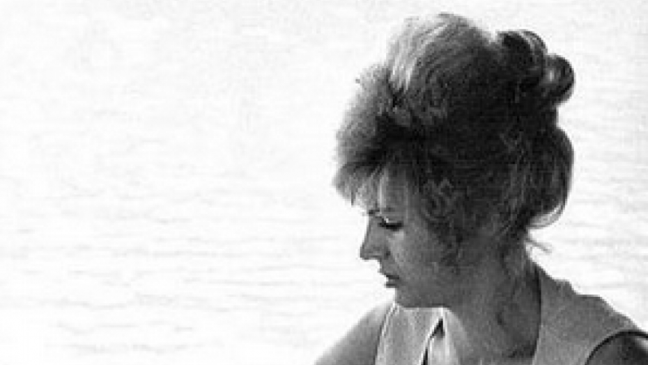 NEKADA NA PLAVOM JADRANU, A SADA U NEBESKOJ KAFANI Isplivala fotografija kako Đorđe Marjanović i Silvana Armenulić piju Radenska tri srca