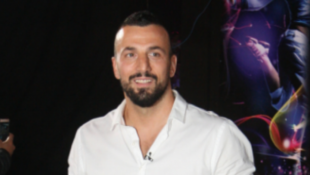 SVEGA MU JE PREKO GLAVE! Vladimir Tomović otvorio dušu o rijalitiju, Ivani, a onda obelodanio šokantan detalj zbog kojeg neće više u rijaliti!