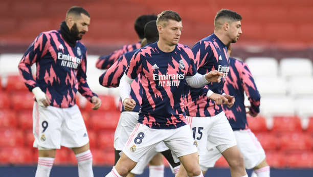 BEZ KLJUČNOG ČOVEKA NA TITULU Igrač Madriđana posle izolacije pozitivan na koronu