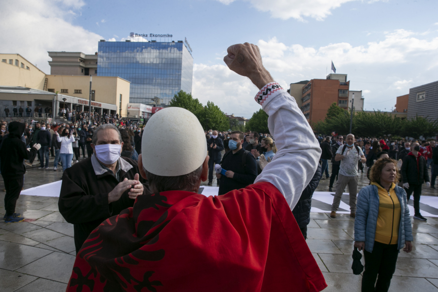 POČELA ALBANSKA OFANZIVA! Kurti i Osmanijeva pokrenuli opasnu inicijativu, lažna država hoće da počupa srpske korene!
