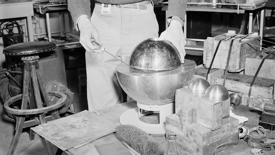 JEZGRO DEMONA: Kako je jedan čovek intervenisao golim rukama tokom nuklearne nesreće i spasio devet života