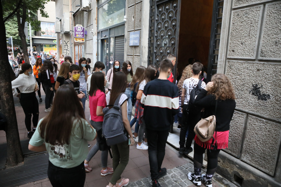 DANAS POČINJE POLAGANJE MALE MATURE U Beogradu najtraženije gimnazije