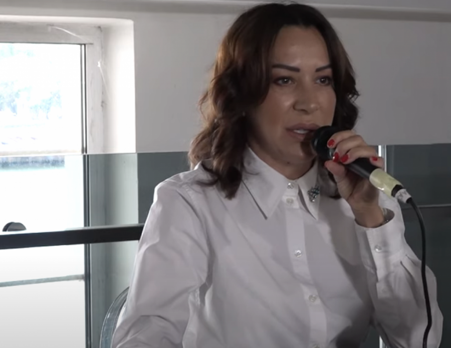 HVALA TI ZA OSTVARENE SNOVE Romana uputila poslednji pozdrav Marini Tucaković, a njihova fotografija slama srca!