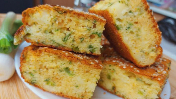 PITA SA KAČKAVALJEM I MLADIM LUKOM: Sprema se za čas, a jede natenane! (VIDEO)