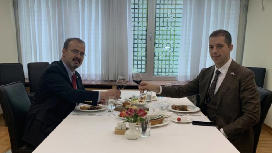 Godfri: Sa Đurićem o proslavi 140 godina diplomatskih odnosa (FOTO)