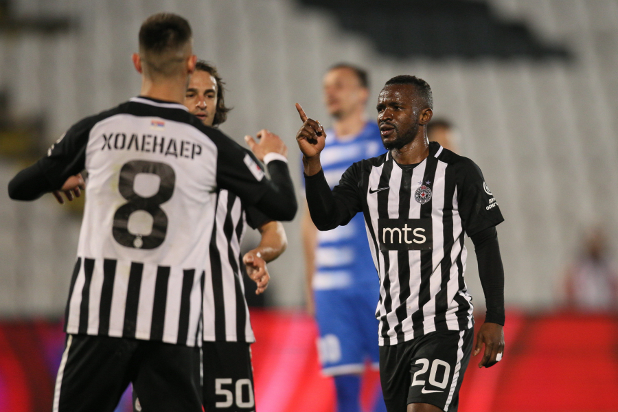 PARTIZAN DOVODI DVA NAPADAČA! Iz Humske imaju poruku za Miloševića!