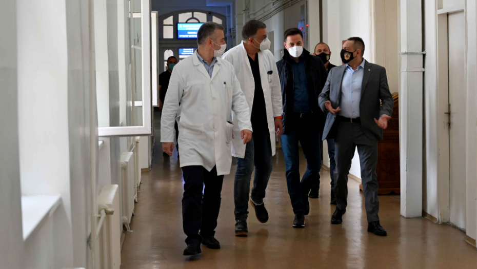 Vulinu je noćas u 1.30 zazvonio telefon, usledila besana noć...