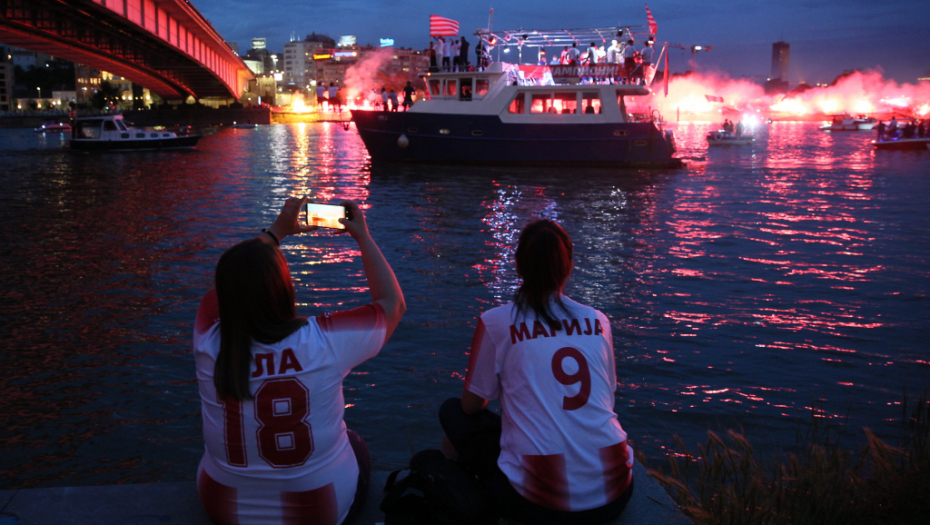 ZVEZDA SAZNALA SJAJNE VESTI! Komšije obradovale crveno-bele, otvara se put ka Ligi šampiona!