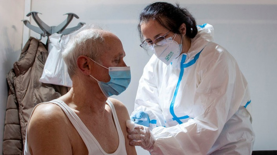 DA LI JE VREME ZA REVAKCINACIJU? Srpski lekari odgovorili na pitanje koje mnoge muči